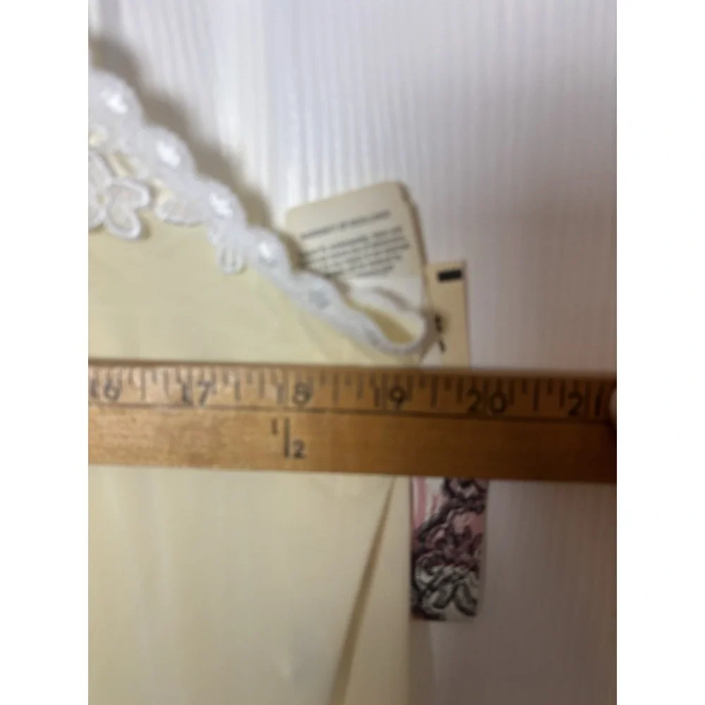 Vintage 60's Shadowline Lace and‎ Chiffon babydoll nightgown Lingerie Yellow NWT